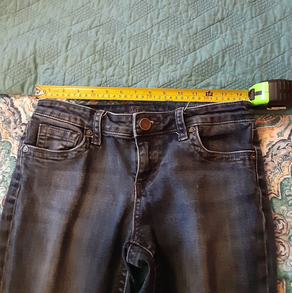 ✨HP!🎉KUT👖Straight leg Jeans - Picture 4 of 10